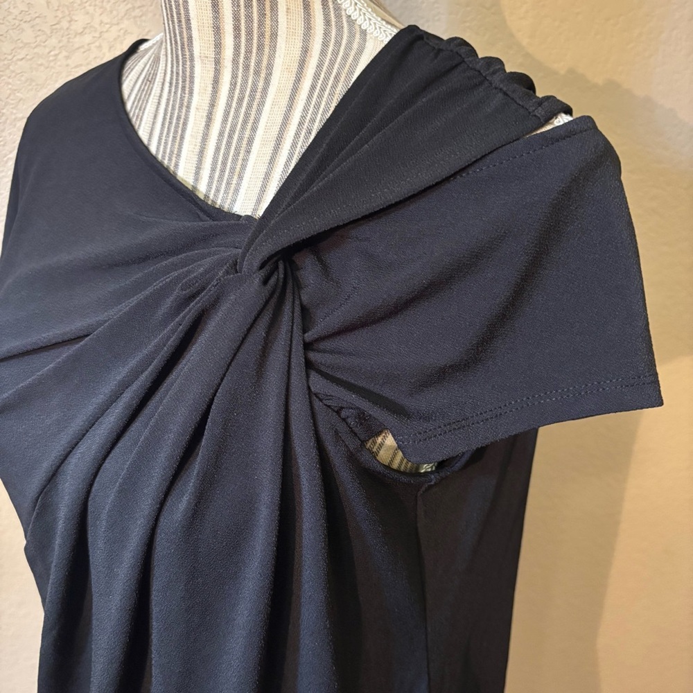 BOLD elements Top Large Black Draped Short Sleeve… - image 8